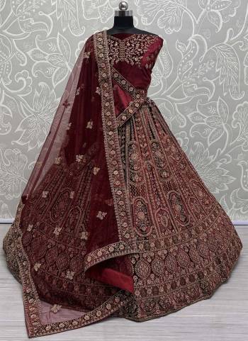 For A Fancy Designer Look,Grab These Lehenga Choli With 2 Dupatta in Fine Colored.These Lehenga And Choli Are Velvet And Dupatta Are Fabricated On Soft Net & Velvet Pair.Its Beautified With Designer Sequance,Multy Thread,Dori Embroidery With Patch,Diamond Work.