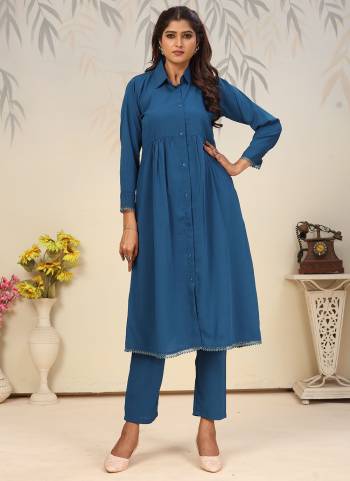 Grab These Beautiful Looking Readymade Top With Bottom Set.These Top And Bottom is Fabricated On Rinkal Cotton.Its Beautified With Solid Designer.