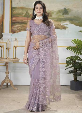 Garb These Party Wear Saree in Fine Colored.These Saree Are Butterfly Net And Blouse is Butterfly Net Fabricated.Its Beautified With Designer Duble Sequance,Thread Embroidery,Cut Work.