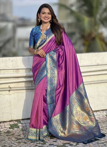Attrective These Party Wear Saree in Fine Colored.These Saree And Blouse is Fabricated On Soft Silk.Its Beautified With Weaving Jacquard Kadiyal Paithani Gala Designer.