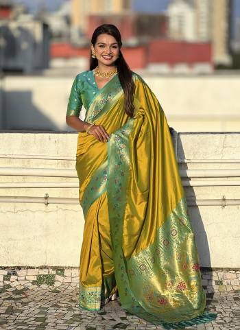 Attrective These Party Wear Saree in Fine Colored.These Saree And Blouse is Fabricated On Soft Silk.Its Beautified With Weaving Jacquard Kadiyal Paithani Gala Designer.