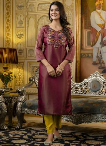 Attrective These Beautiful Looking Readymade Kurti.These Kurti Fabricated On Shimmer Silk.Its Beautified With Designer Embroidery Work.