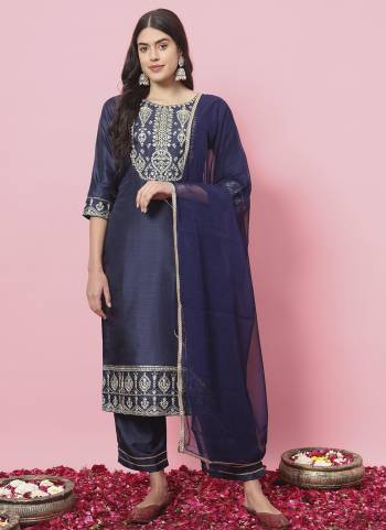 Looking These Beautiful Looking Readymade Suits With Dupatta.These Suit is Fabricated On Top Are Silk Blend And Bottom Are Silk Blend And Nazmin Dupatta .Its Beautified With Designer Embroidery Work.