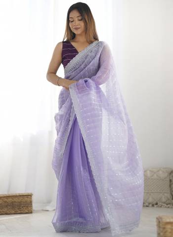 Attractive These Party Wear Saree in Fine Colored.These Saree Are Jimmy Choo And Blouse is Fabricated On Satin Banglori Silk.Its Beautified With Designer Thread,Sequance Embroidery Work.