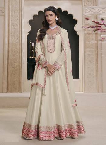 Garb These Party Wear Anarkali Suit in Fine Colored Pair With Dupatta.These Top Are Art Silk And Dupatta Are Georgette And Pair With Dull Santoon Bottom.Its Beautified With Designer Embroidery Work.