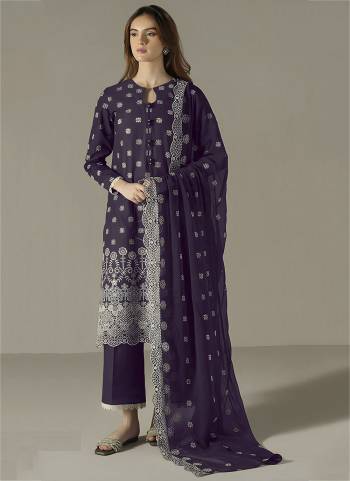 Looking These Designer Suit in Fine Colored Pair With Bottom And Dupatta.These Top Are Faux Georgette And Dupatta Are Fabricated On Faux Georgette Pair With Dull Santoon Bottom.Its Beautified With Santoon Inner.Its Beautified With Designer Embroidery Work.