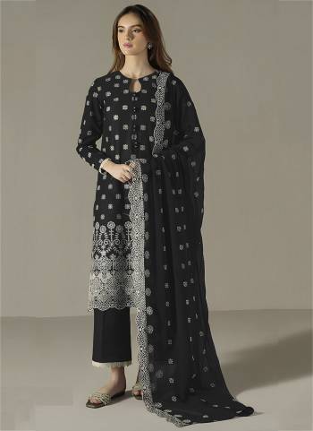 Looking These Designer Suit in Fine Colored Pair With Bottom And Dupatta.These Top Are Faux Georgette And Dupatta Are Fabricated On Faux Georgette Pair With Dull Santoon Bottom.Its Beautified With Santoon Inner.Its Beautified With Designer Embroidery Work.