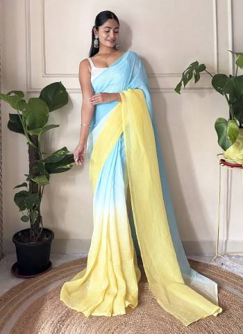 Attrective These Party Wear Ready To Wear Saree in Fine Dual Shaded Colored.These Saree Are Crunchy Pedding And Blouse is Satin Banglori Fabricated.Its Beautified With Pedding Color Printed.