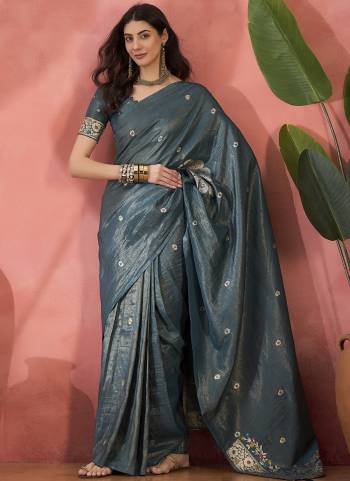 Looking These Party Wear Saree in Fine Colored.These Saree And Blouse Is Shimmer Fabricated.Its Beautified With Wevon Jacquard Designer.