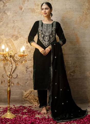 Attractive These Beautiful Looking Readymade Suits With Dupatta.These Suit is Fabricated On Top Are Velvet And Bottom Are Velvet And Velvet Dupatta .Its Beautified With Designer Embroidery Work.