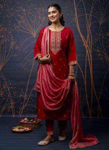 Garb These Beautiful Looking Party Wear Readymade Suits With Dupatta.These Suit is Fabricated On Top Are Silk Blend And Bottom Are Silk Blend And Chanderi Dupatta .Its Beautified With Designer Embroidery Work.