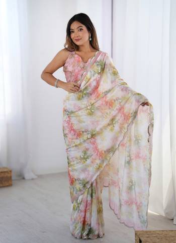 Garb These Party Wear Saree in Fine Colored.These Saree And Blouse is Chinon Fabricated.Its Beautified With Designer Digital Printed With Mirror Cut Work.