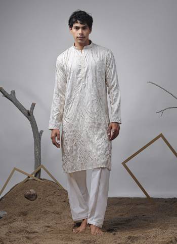 For A festive Wear,Grab These Readymade Kurta With Payjama in Fine Colored.These Kurta is Fabricated On Viscose And Art Silk Bottom With Heavy Designer Embroidery Work.Buy Now.