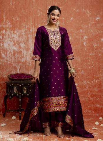 Attractive These Beautiful Party Wear Readymade Suits With Dupatta.These Suit is Fabricated On Top And Bottom Are Cotton Silk Blend And Jacquard Silk Dupatta .Its Beautified With Designer Embroidery Work.