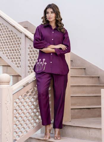 Garb These Beautiful Looking Party Wear Readymade Co Ord Top With Bottom.These Dress is Fabricated On Top Are Silk Blend And Bottom Are Silk Blend.Its Beautified With Designer Hand Work.