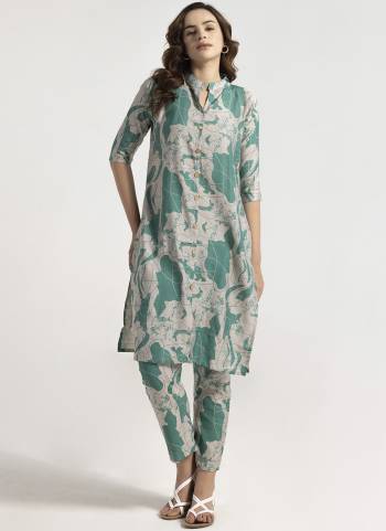 Attrective These Beautiful Looking Readymade Co Ord Top With Bottom.These Top And Bottom Fabricated On Rayon.Its Beautified With Designer Printed.