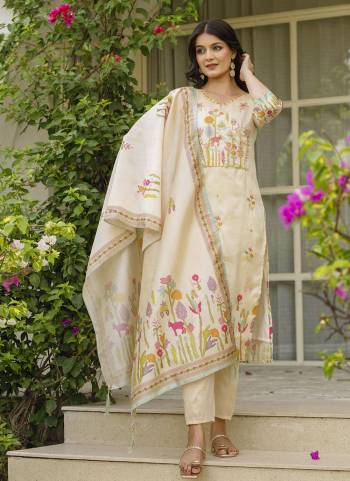 Looking These Suit in Fine Colored Pair With Bottom And Dupatta.These Top And Bottom Are Fabricated On Viscose Assam Silk Pair With Assam Silk Dupatta.Its Beautified With Designer Printed With Beads Embroidery Work .