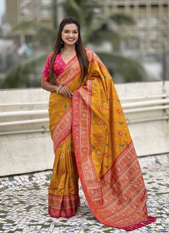 Attractive These Party Wear Saree in Fine Colored.These Saree And Blouse is Fabricated On Patola Silk.Its Beautified With Weaving Meenakari Polka Ikkat Designer.