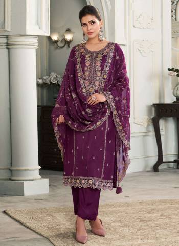 Looking These Party Wear Salwar Suit in Fine Colored Pair With Dupatta.These Top Are Munga Silk And Dupatta Are Chiffon And Pair With Santoon Bottom.Its Beautified With Designer Embroidery Work.