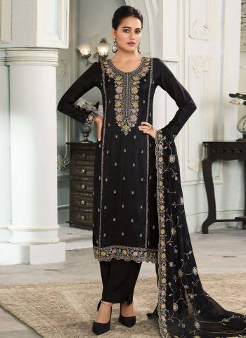 Looking These Party Wear Salwar Suit in Fine Colored Pair With Dupatta.These Top Are Munga Silk And Dupatta Are Chiffon And Pair With Santoon Bottom.Its Beautified With Designer Embroidery Work.