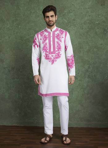 Looking These Party Wear Readymade Kurta Pair in Fine Colored.These Kurta Are Viscose Rayon Fabricated on Pair.Its Beautified With Designer Printed.