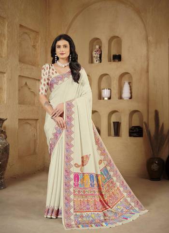 Attrective Look These Party Wear Saree in Fine Colored.These Saree And Blouse is Fabricated On Crepe Silk.Its Beautified With Designer Digital Foil Printed.
