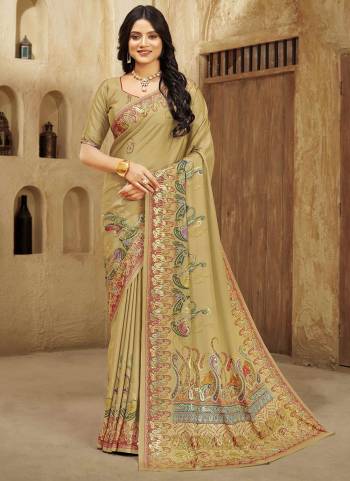 Attrective Look These Party Wear Saree in Fine Colored.These Saree And Blouse is Fabricated On Crepe Silk.Its Beautified With Designer Digital Foil Printed.