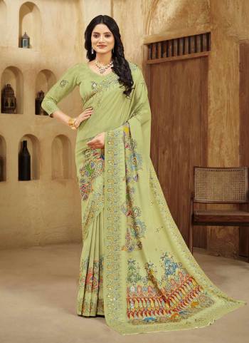 Attrective Look These Party Wear Saree in Fine Colored.These Saree And Blouse is Fabricated On Crepe Silk.Its Beautified With Designer Digital Foil Printed.