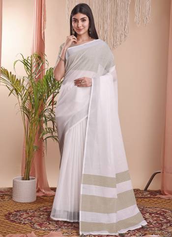 Looking These Fastive Wear Saree in Fine Colored.These Saree And Blouse is Fabricated On Linen Cotton.Its Beautified With Weavon Designer.