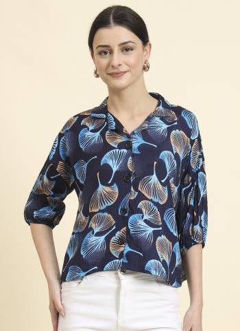 Looking These Beautiful Looking Readymade Crocks Shirt.These Shirt is Fabricated On Cotton Blend.Its Beautified With Designer Delta Printed.