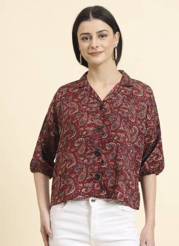 Looking These Beautiful Looking Readymade Crocks Shirt.These Shirt is Fabricated On Cotton Blend.Its Beautified With Designer Delta Printed.