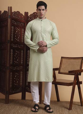 For A festive And Party Wear,Looking These Readymade Kurta With Payjama in Fine Colored.These Kurta is Fabricated On Rayon And Art Silk Bottom With Designer Chikankari Embroidery Work.Buy Now.