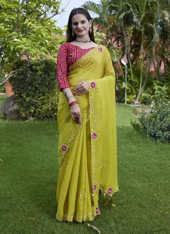 Looking These Party Wear Saree in Fine Colored Pair With Blouse.These Saree Are Chiffon and Blouse Are Fabricated On Gajji Silk.Its Beautified With Designer Patch, Calcutta Zardishi,Diamond Hand Embroidery Work.