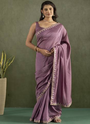 Grab These Party Wear Ready To Wear Saree in Fine Colored Pair With Blouse.These Saree and Blouse Are Fabricated On Chiffon.Its Beautified With Solid With Lace Border Designer.