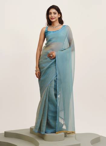 Attractive These Fancy Party Wear Saree in Fine Colored.These Saree Are Satin And Blouse is Fabricated On Art Silk Pair.Its Beautified With Fancy Solid Disigner Saree.