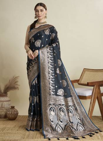 Looking This Party Wear Two Tone Saree Paired With Blouse.This Saree And Blouse Are Satin Silk Fabric With Wevon Jari Designer. Buy This Pretty Saree Now.