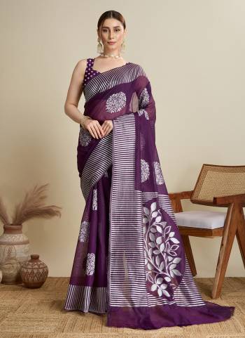 Garb This Party Wear Saree Paired With Blouse.This Saree And Blouse Are Soft Silk Fabric With Wevon Lining,Butti Designer. Buy This Pretty Saree Now.
