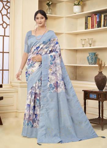 Attractive Look These Party Wear Saree in Fine Colored.These Saree And Blouse is Fabricated On Rich Silk.Its Beautified With Wevon Jacquard Designer,Printed.