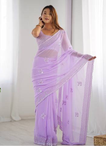 Attractive Looking These Party Wear Saree in Fine Colored.These Saree Are Georgette And Blouse is Georgette Fabricated.Its Beautified With Designer Thread,Sequance Embroidery Work.