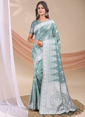 Attractive These Fastive Wear Saree in Fine Colored.These Saree And Blouse is Fabricated On Linen Cotton.Its Beautified With Weavon Jacquard Designer.