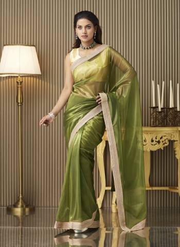 Attractive These Fancy Party Wear Saree in Fine Colored.These Saree Are Net And Blouse is Fabricated On Art Silk Pair.Its Beautified With Fancy Work Disigner Saree.