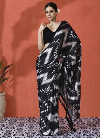 Looking These Party Wear Saree in Fine Colored.These Saree is Fabricated On Chinon Pair With Chinon Blouse.Its Beautified Designer Digital Printed.