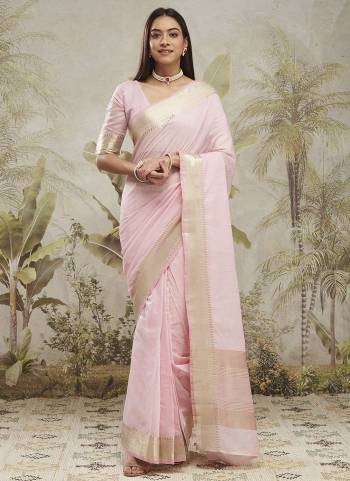 Attractive These Party Wear Ready To Wear Saree in Fine Colored.These Saree Are Chanderi Cotton And Blouse is Chanderi Cotton Fabricated.Its Beautified With Wevon Designer.
