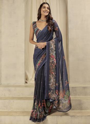 Attrective These Party Wear Saree in Fine Colored.These Saree And Blouse is Fabricated On Georgette.Its Beautified With Designer Printed.