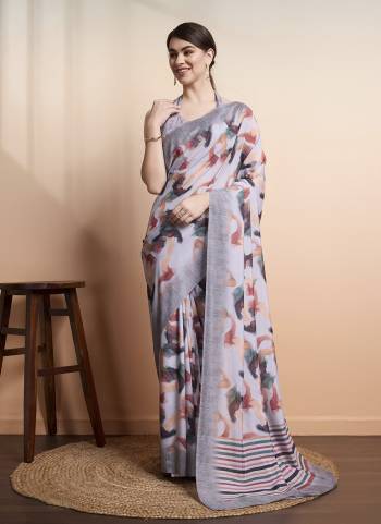 Attrective These Party Wear Saree in Fine Colored.These Saree And Blouse is Fabricated On Georgette.Its Beautified With Designer Printed.