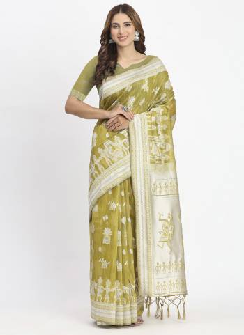 Looking These Fastive And Party Wear Saree in Fine Colored.These Saree And Blouse is Fabricated On Linen Cotton.Its Beautified With Weavon Thread Designer.