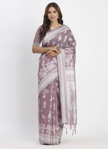 Looking These Fastive And Party Wear Saree in Fine Colored.These Saree And Blouse is Fabricated On Linen Cotton.Its Beautified With Weavon Thread Designer.
