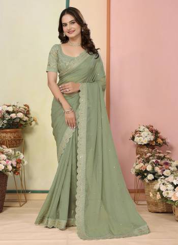 Attractive These Fastival Saree in Fine Colored.These Saree Are Organza And Blouse is Art Silk Fabricated.Its Beautified With Designer Embroidery Work.