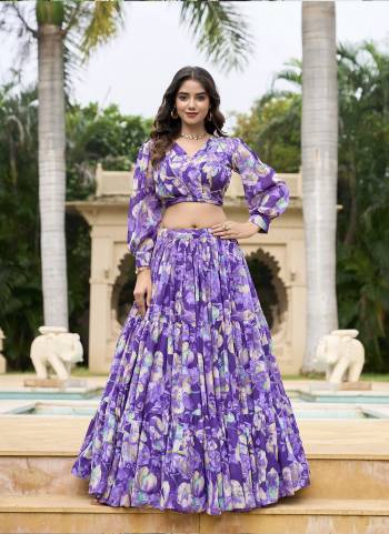 For A Fancy Designer Look,Grab These Lehenga And Choli in Fine Colored.These Lehenga And Choli Are Faux Georgette Are Fabricated Pair.Its Beautified With Designer Mill Printed.