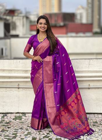 Looking These Party Wear Saree in Fine Colored.These Saree And Blouse is Fabricated On Soft Silk.Its Beautified With Weaving Dual Jari, Meenakeri Paithani Pallu Designer.